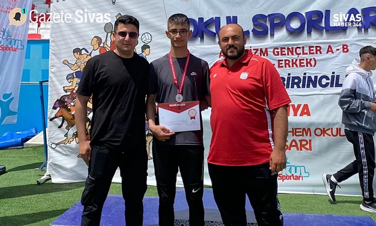 Sivaslı Sporcu Emir Yılmaz Madalya Kazandı!