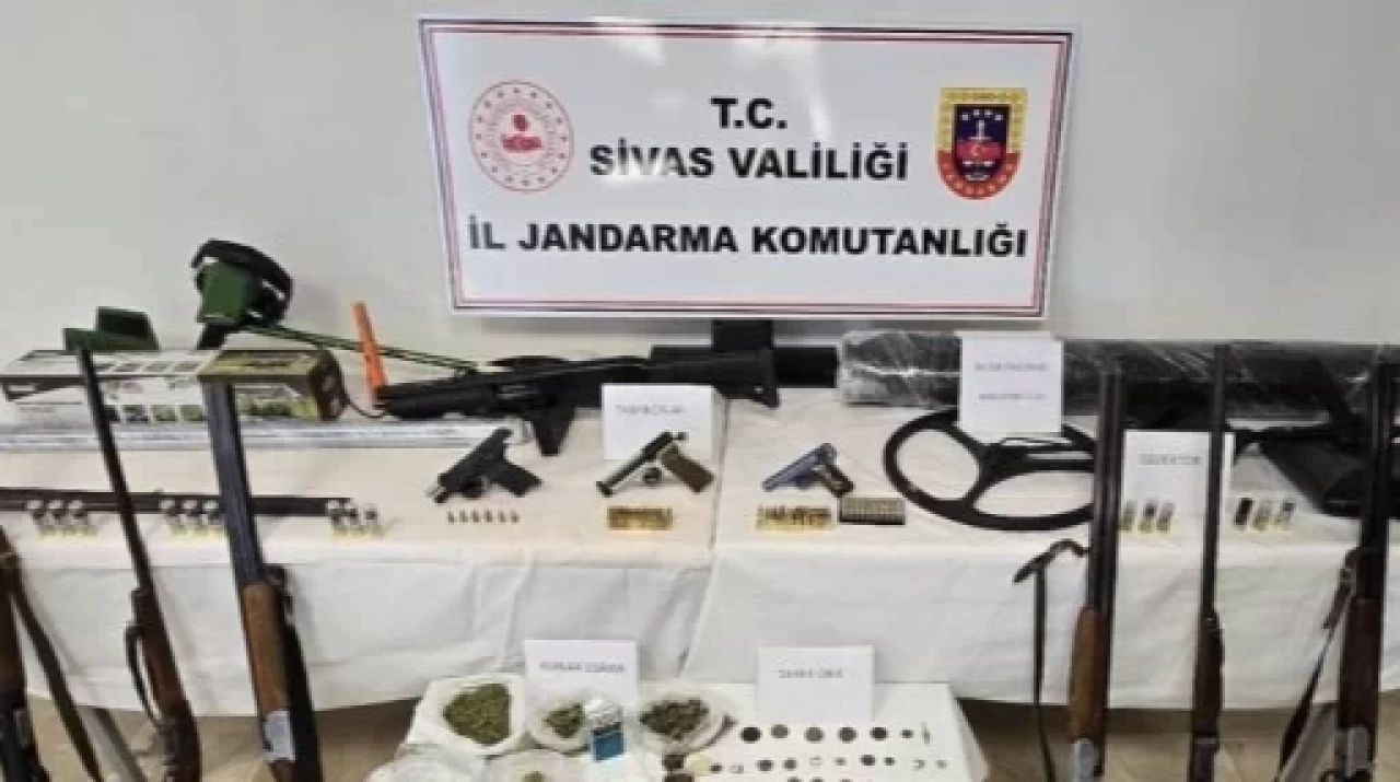 Sivas'ta Jandarma Ekiplerinden Büyük Operasyon