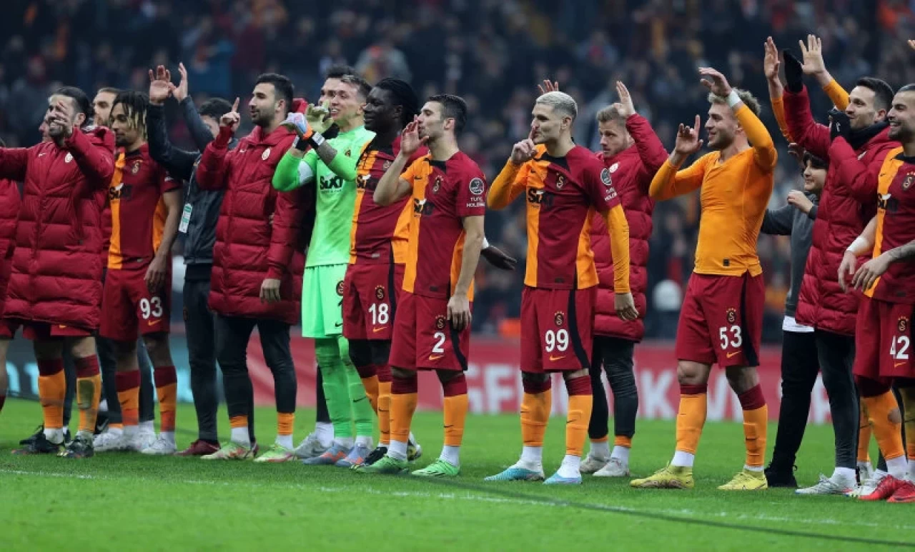 Galatasaray ile Tottenham  İşte kesin 11'ler de haberimizde!