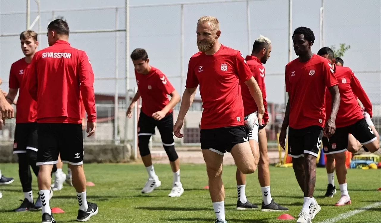 Sivasspor, Yeni Sezon Hazırlıklarını Sürdürüyor