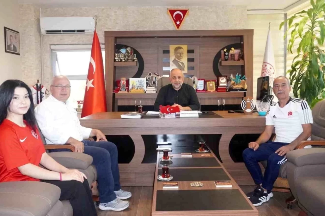 Sivas'ta Türkiye Şampiyonu Olan Sultan Sarıgül, Dünya Şampiyonası İçin Kampa Giriyor