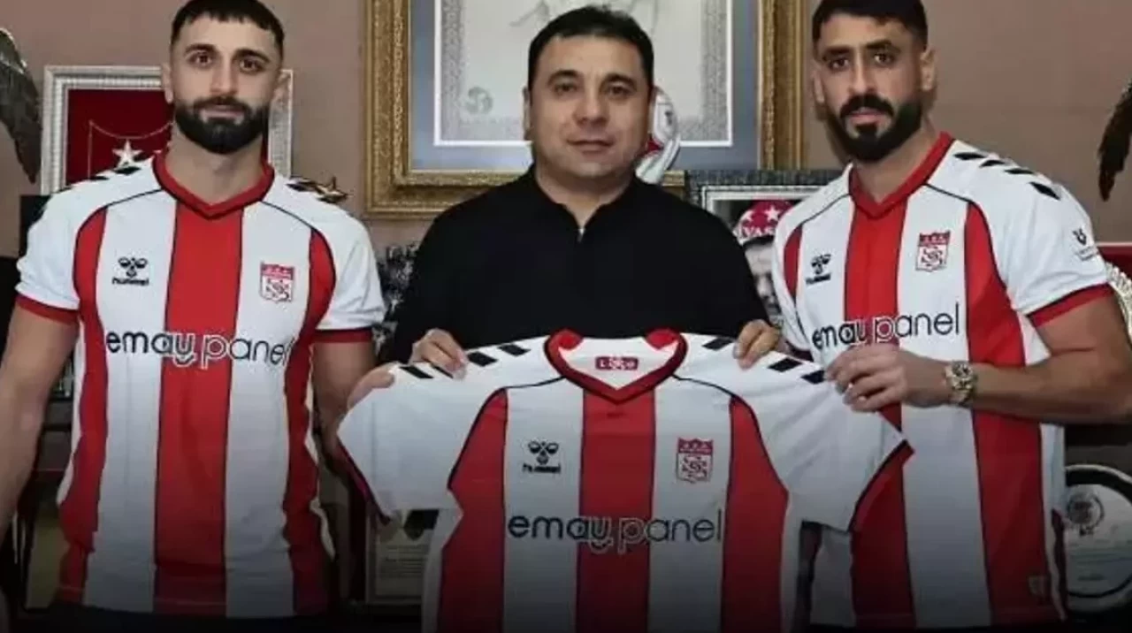 Efkan Bekiroğlu ve Tolga Ciğerci'nin Sivasspor'a Transferi: Futbolun  Yıldızları Sivas'ta!