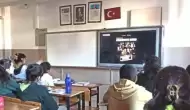 Malatya'da öğrencilere "Dersimiz Cumhuriyete Doğru" filmi izlettirildi