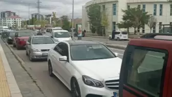 Çalışmalar trafikte uzun kuyruklara neden oldu!