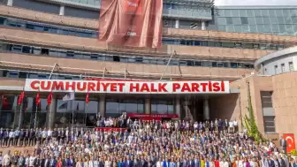 CHP’nin 20’nci Olağanüstü Tüzük Kurultayı Tamamlandı: Ankara Deklarasyonu Yayınlandı