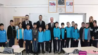 Sivas il Millî Eğitim Müdürü Maarif Modeli'ni vurguladı: Öğretmenler ve öğrencilerle buluştu!