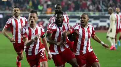 Sivasspor Savunmasında Göbeği Dolduran 5 Farklı Futbolcu!