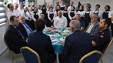 Mutfak Becerileri Yarıştı! Aşçılık Sınavında Heyecan Dorukta!