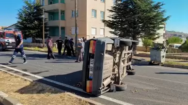 Sivas'ın Şarkışla İlçesinde Trafik Kazası: 3 Kişi Yaralandı