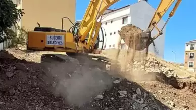 Sivas Suşehri'nde Yol Açma Çalışmaları Sürüyor