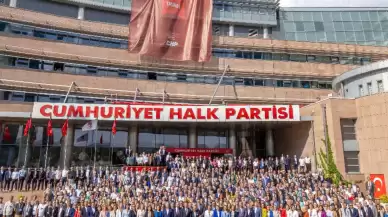 CHP’nin 20’nci Olağanüstü Tüzük Kurultayı Tamamlandı: Ankara Deklarasyonu Yayınlandı