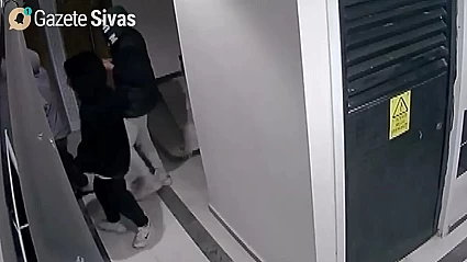 Sivas'ta Güvenlik Kamerasına Yansıyan Ayakkabı Hırsızları Yakalandı