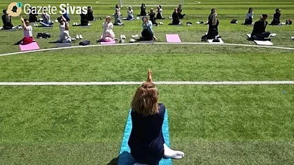 Doğayla Buluşmanın Yeni Trendi: Açık Havada Yoga ve Meditasyon!