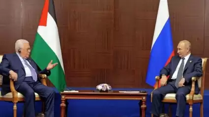 Putin ve Abbas Moskova'da Ortadoğu'daki Durumu Görüştü