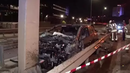 Kurtköy-Pendik Bağlantı Yolunda Alkollü Sürücü Kaza Yaptı: Sürücü Ağır Yaralandı