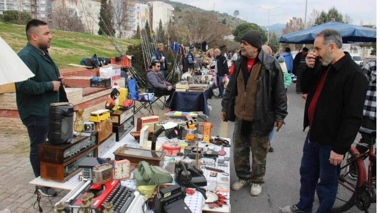 Sivas'ta Kışa Hazırlık Heyecanı: Bit Pazarı İlgisi Artıyor