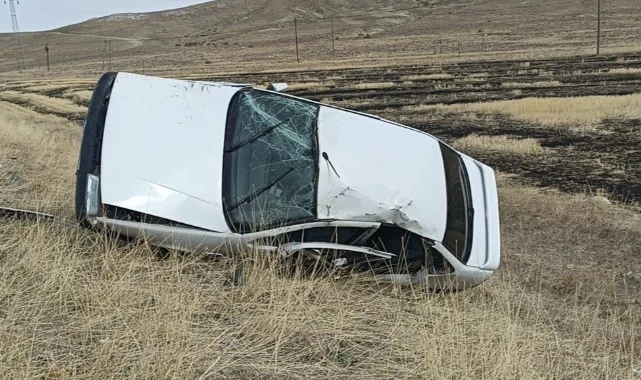 Sivas'ta Darende yolculuğu kazayla bitti