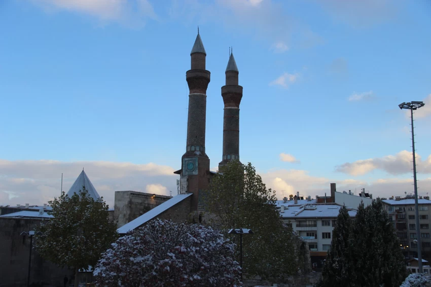 Sivas Halkı Kışın Yaklaştığını Duyduğunda Neler Hissediyor?