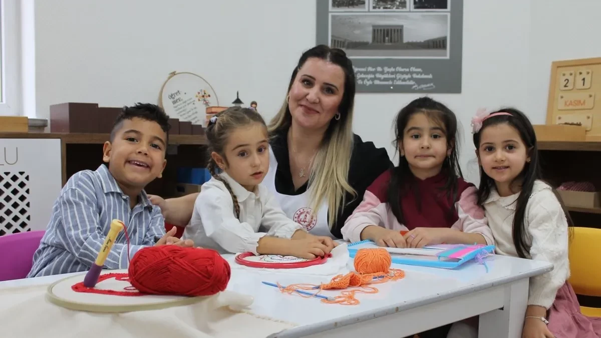 Montessori Eğitimini Anadolu'ya Taşıyan Öğretmen