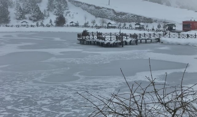 İmranlı'da Hava Sıcaklığı -22 Dereceye Kadar Düştü, Vatandaşlar Zor Anlar Yaşıyor