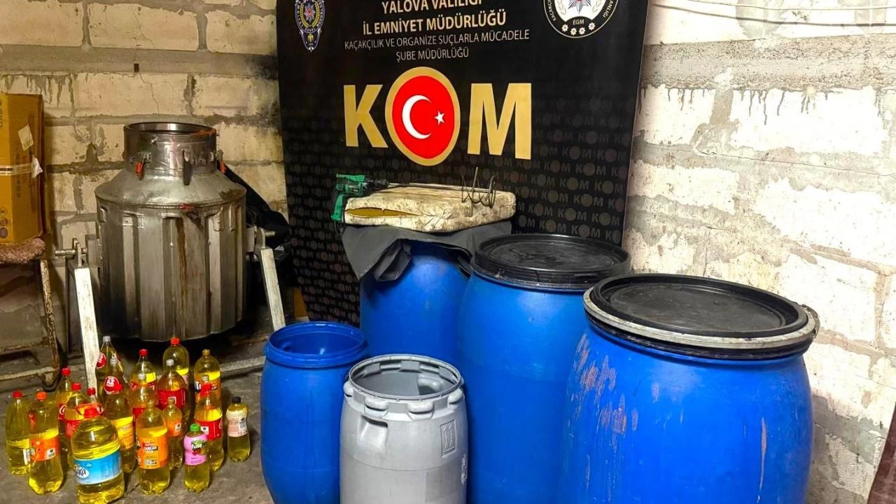 Yalova'da Kaçak Yollardan Sokulan 70 Litre Sahte Alkol Yakalandı