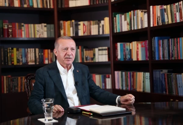 Cumhurbaşkanı Erdoğan'dan YKS'ye Girecek Öğrencilere Başarı Dileği!