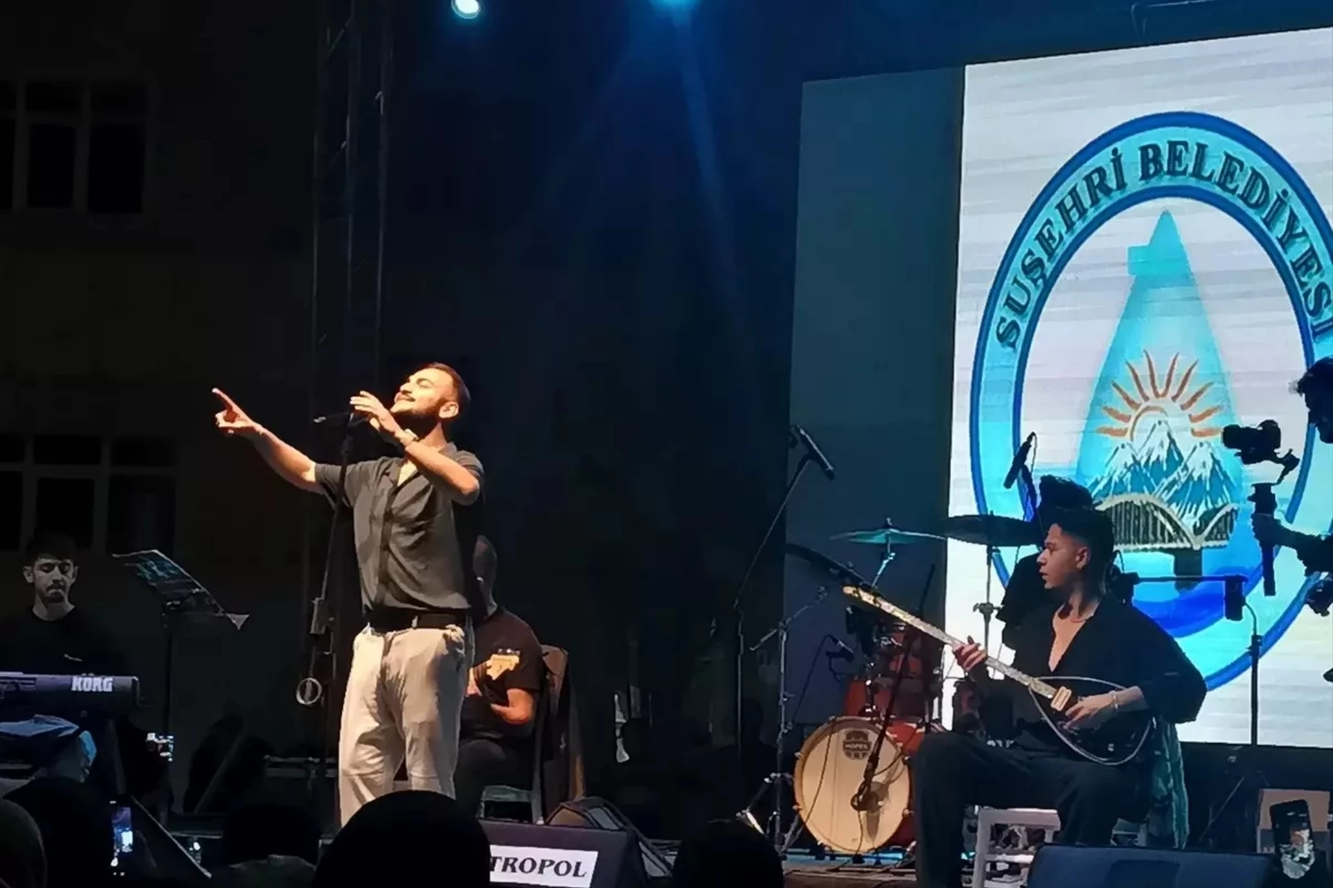 Sivas Suşehri'nde Yaz Akşamları Etkinlikleri: Konserle Birlik ve Beraberlik Mesajı Verildi