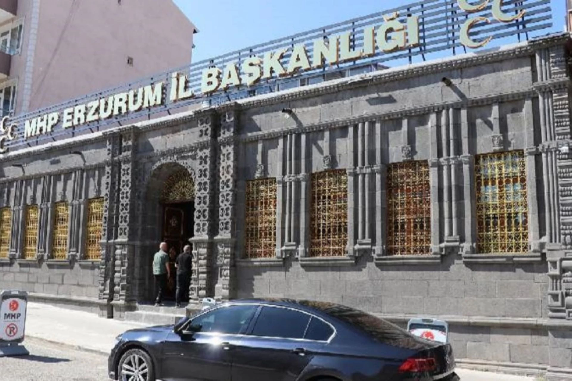 Erzurum'daki 112 Yıllık Konak MHP İl Başkanlığı Binası Oldu